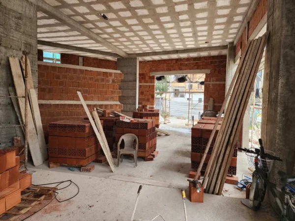 Tirane, shitet dyqan Kati 0, 48 m² 