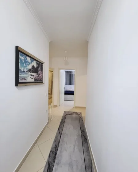 Tirane, jepet me qera apartament 2+1 Kati 2, 600 € 