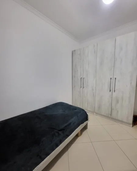 Tirane, jepet me qera apartament 2+1 Kati 2, 600 € 