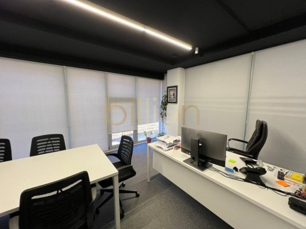 Tirane, jepet me qera ambient komercial , 72 m² 1.100 € (Pazari i RI)