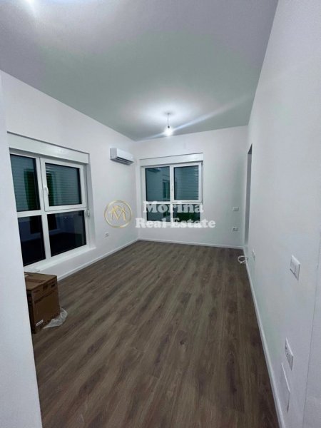 Tirane, jepet me qera apartament 1+1 Kati 8, 60 m² 350 € (Ali Demi)
