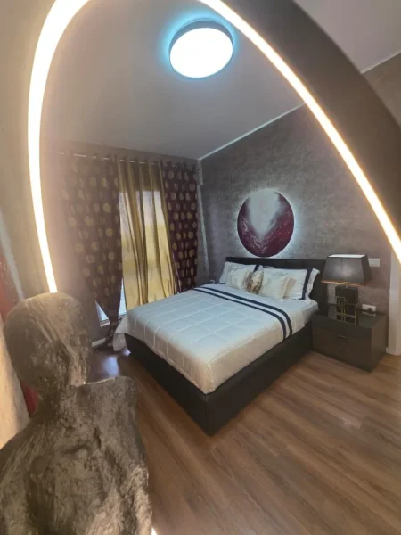 Tirane, jepet me qera apartament 1+1 Kati 6, 75 m² 850 € 