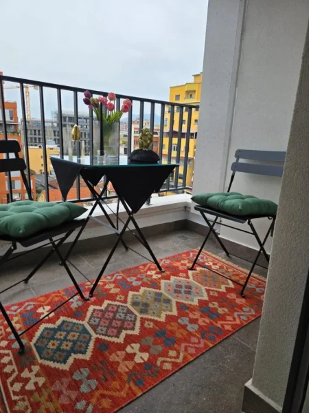 Tirane, jepet me qera apartament 1+1 Kati 6, 75 m² 850 € 