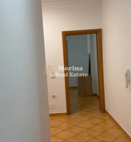 Tirane, jepet me qera apartament 2+1 Kati 2, 118 m² 750 € (Kodra e Diellit)