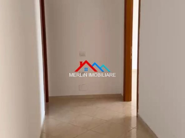 Tirane, jepet me qera zyre Kati 2, 128 m² 500 € (RRUGA MUSA AGOLLI,SIRI KODRA)
