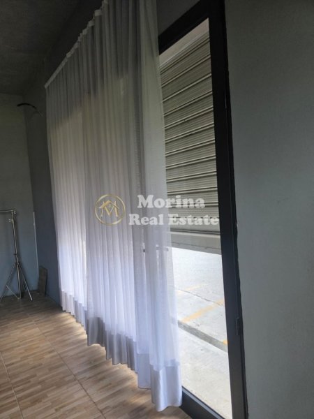 Tirane, jepet me qera ambjent biznesi Kati 1, 70 m² 400 € (Fusha e Aviacionit)