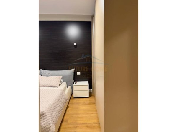 Tirane, shes apartament 2+1+Ballkon Kati 4, 116 m² 425.000 € 