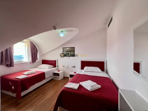 Tirane, shitet hotel , 7.880 m² 12.000.000 €, “Pranë Liqenit të Farkës”,Tiranë.