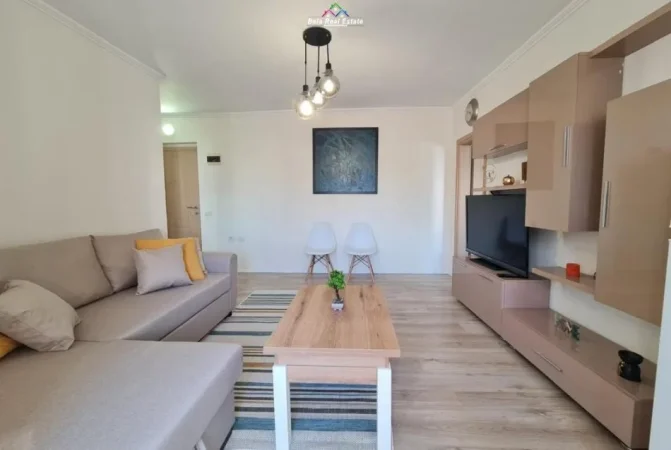 Tirane, shitet apartament 1+1 Kati 3, 50 m² 88.000 € (prane Shkolles Kushtrimi i Lirise)