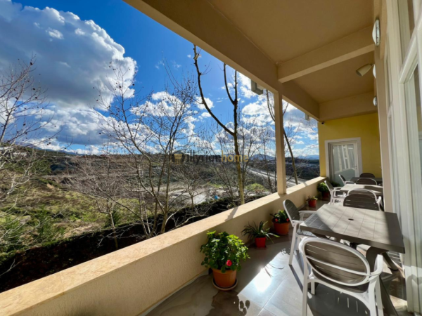 Tirane, shitet hotel , 7.880 m² 12.000.000 €, “Pranë Liqenit të Farkës”,Tiranë.