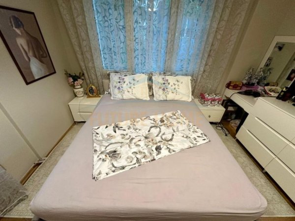 Tirane, shes apartament 3+1+Ballkon Kati 2, 123 m² 300.000 € 