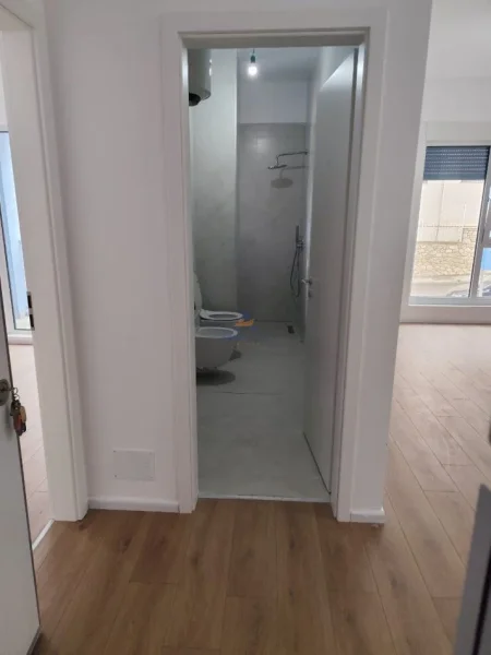 Tirane, shitet apartament 1+1+Ballkon Kati 1, 58 m² 84.100 € 