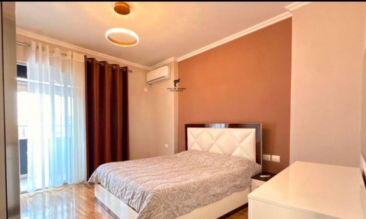 Tirane, jepet me qera apartament 2+1 Kati 7, 111 m² 650 € (ASTIR)