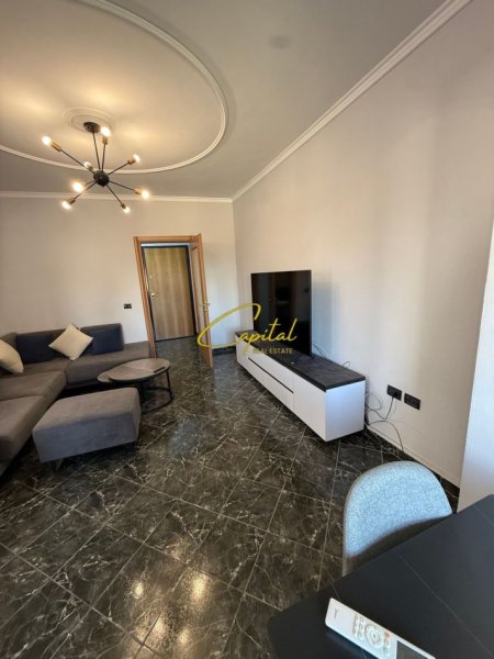 Tirane, jepet me qera apartament 2+1 Kati 6, 120 m² 750 € (RRUGA E ELBASANIT)