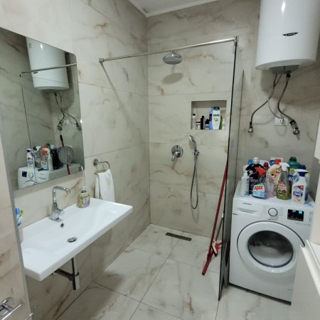 TJepet me Qira Apartament 2+1, Ish Fusha e Aviacionit, afer 21 Dhjetor  600 €
