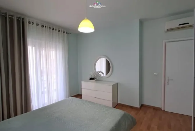 Tirane, jepet me qera apartament 2+1 Kati 3, 120 m² 850 € (Rruga Eduart Mano)