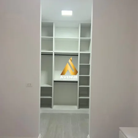 Tirane, jepet me qera apartament 1+1+Ballkon Kati 2, 70 m² 600 € (FEIZI HIZMO)