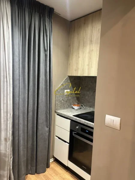 Tirane, jepet me qera apartament 1+1 Kati 3, 64 m² 600 € (ZOGU I ZI)