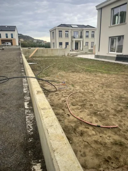 Tirane, shitet apartament 3 Katshe Kati 3, 265 m² 610.650 € 