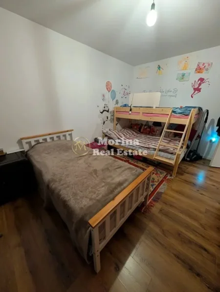 Tirane, shitet apartament 2+1 Kati 3, 75 m² 191.800 € (21 Dhjetori)