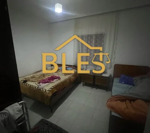 Tirane, jepet me qera Vile 3+1+Ballkon Kati 2, 100 m² 600 € (Tahir Dizdari)