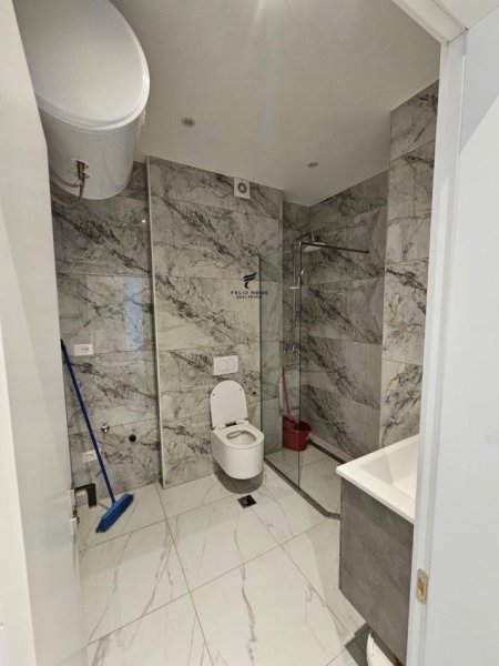 Tirane, shitet apartament 3+1 Kati 1, 330.000 € (ZOGU I ZI)