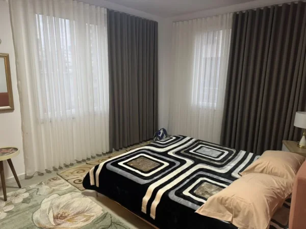 Tirane, jepet me qera apartament 1+1 Kati 1, 600 €