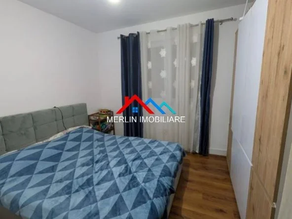 Tirane, shitet apartament 2+1+Ballkon Kati 3, 75 m² 192.000 € (RRUGA YLBERE BYLYKBASHI,RRUGA E KAVAJES.)