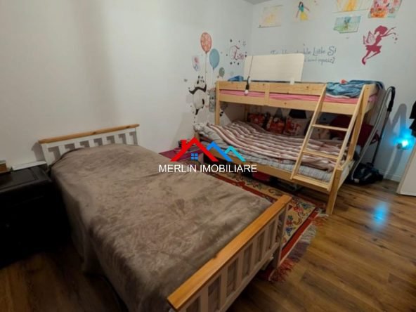 Tirane, shitet apartament 2+1+Ballkon Kati 3, 75 m² 169.000 € (RRUGA YLBERE BYLYKBASHI,RRUGA E KAVAJES.)