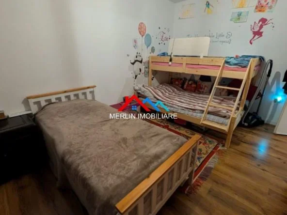 Tirane, shitet apartament 2+1+Ballkon Kati 3, 75 m² 192.000 € (RRUGA YLBERE BYLYKBASHI,RRUGA E KAVAJES.)