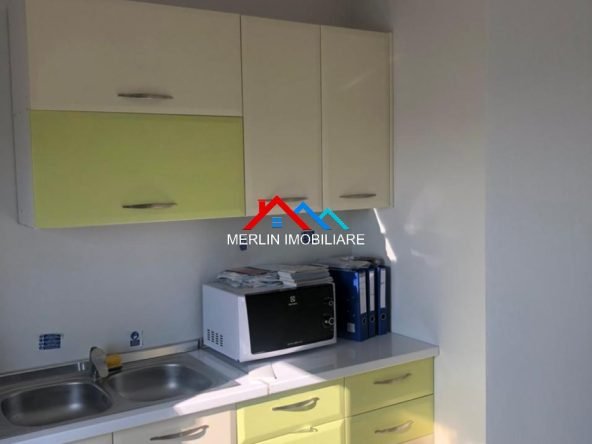 Tirane, jepet me qera zyre Kati 7, 108 m² 600 € (RRUGA JORDAN MISJA)