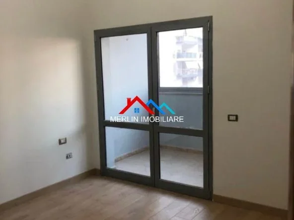 Tirane, jepet me qera garsonier Kati 3, 33 m² 380 € (RRUGA DRITAN HOXHA,ZOGU I ZI)