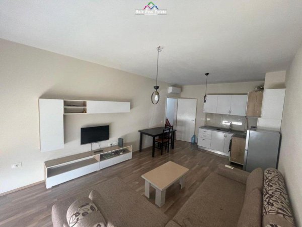 Tirane, jepet me qera apartament 1+1 Kati 5, 65 m² 500 € (siri kodra)