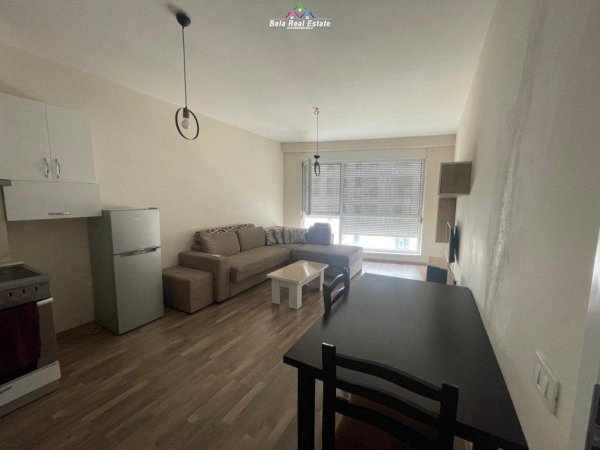 Tirane, jepet me qera apartament 1+1 Kati 5, 65 m² 500 € (siri kodra)