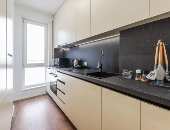 Tirane, jepet me qera apartament 1+1 , 58 m² 700 € 