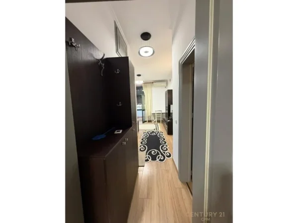 Tirane, jepet me qera apartament 2+1+Ballkon Kati 3, 82 m² 700 € (rruga e durresit)