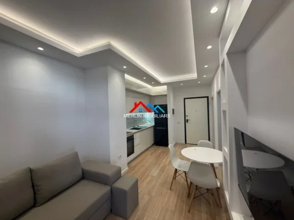 Tirane, jepet me qera apartament 1+1+Ballkon Kati 6, 62 m² 517 € (RRUGA 5 MAJI)