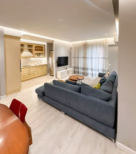 Tirane, shitet apartament 2+1 Kati 2, 112 m² 280.000 € (Rruga e Barrikadave)