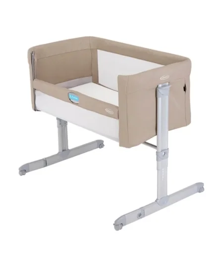 Tirane, shes Shiten produkte për bebe-shumë pak të përdorura 250 €