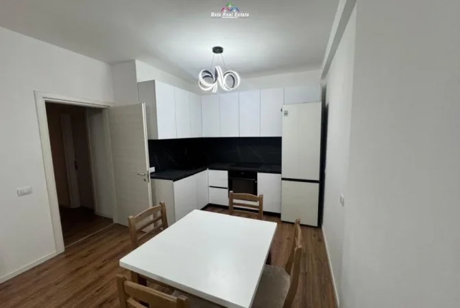 Tirane, jepet me qera apartament 1+1+Ballkon Kati 3, 82 m² 650 € (Rruga Dritan Hoxha)