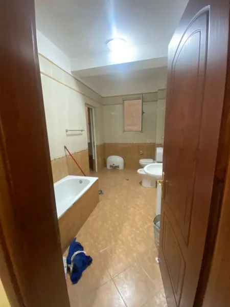 🏢 Jepet me qira ambient zyre – Lokacion strategjik