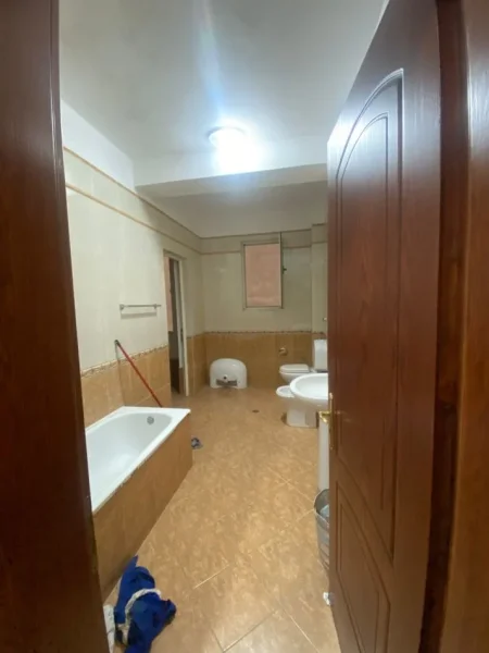 🏢 Jepet me qira ambient zyre – Lokacion strategjik