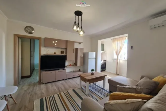 Tirane, shitet apartament 1+1 Kati 3, 45 m² 88.000 € (Shkolla Kushtrimi i Lirise)