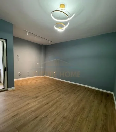 Tirane, shitet apartament 2+1 Kati 1, 98 m² 135.000 € (rruga shefqet kuka)