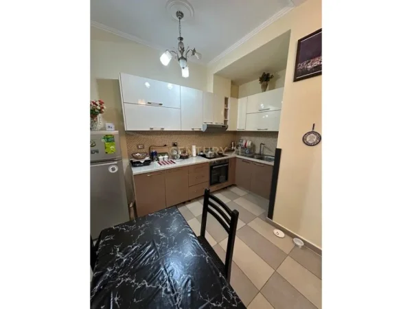 Tirane, shes apartament 2+1+Aneks+Ballkon Kati 1, 75 m² 155.000 € 