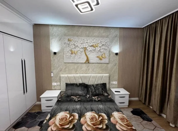 Tirane, jepet me qera apartament 1+1+Ballkon , 75 m² 500 € (Kamez)