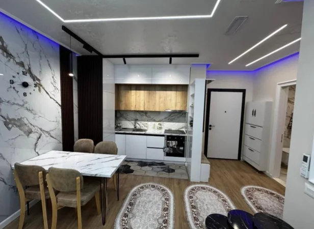 Tirane, jepet me qera apartament 1+1+Ballkon , 75 m² 500 € (Kamez)