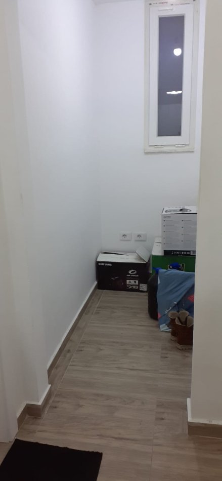 Tirane, jepet me qera apartament 1+1+Ballkon+ depo+ garazhd,  Kati 5, 72 m²