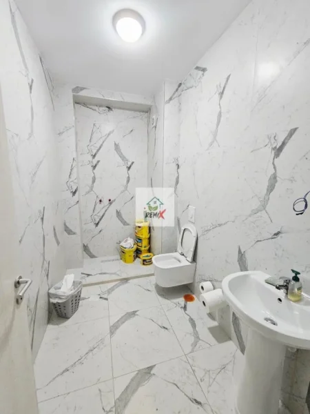 Durres, jepet me qera apartament Kati 2, 190 m² 800 € 