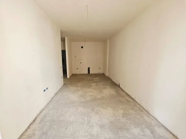 Tirane, shitet apartament 1+1+Aneks+Ballkon Kati 5, 59 m² 110.000 € 